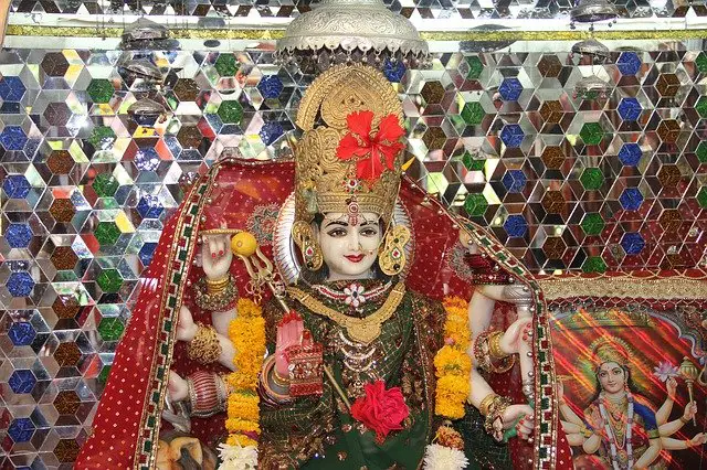 नवरात्रि में आप अपनी राशि के अनुसार मां जगदम्बा की पूजा और आराधना कर सकते हैं। फोटो: Pixabay.com)