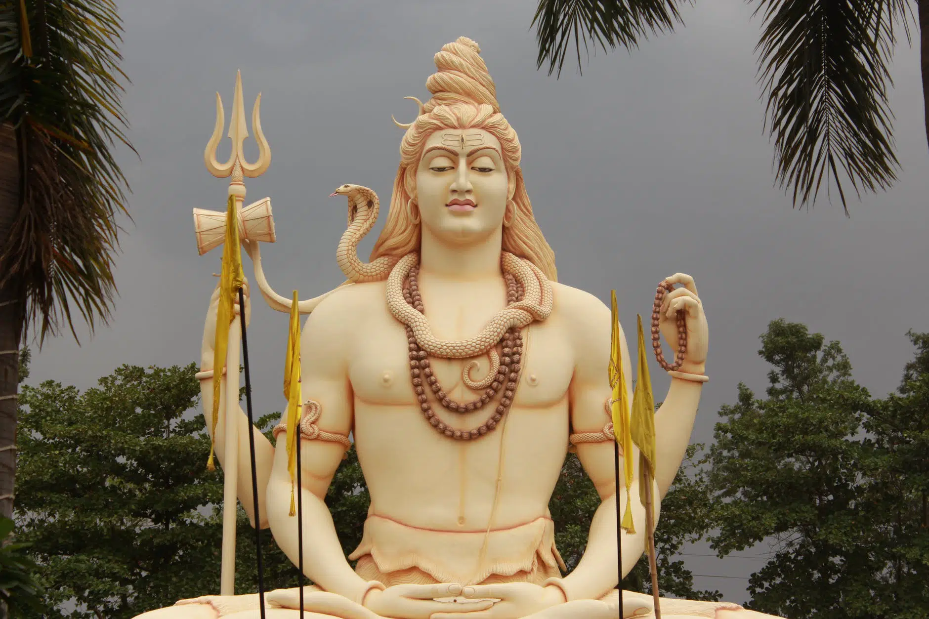 महाशिवरात्रि का यह पावन पर्व तत्व दृष्टि से भी साधकों के लिए विशेष महत्व का माना जाता है.